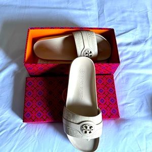 Tory Burch New Cream Anatomic Soft Croco Embossed Leather Slide